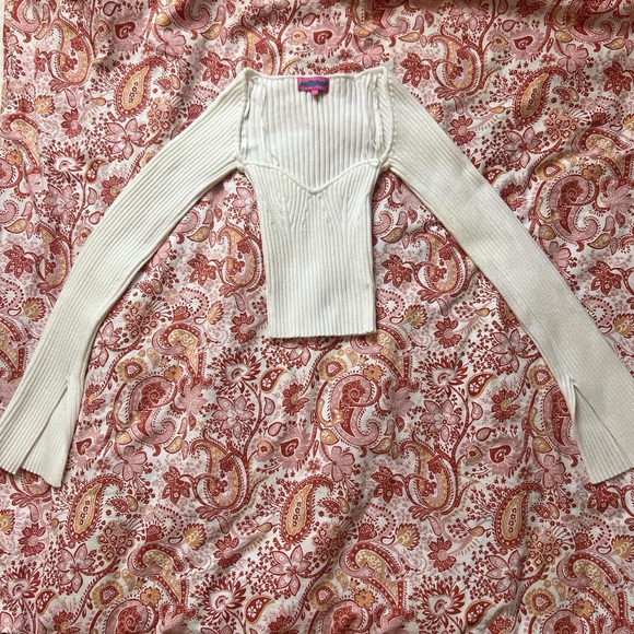 Edikted Ribbed Knit Sweater - Picture 2 of 4